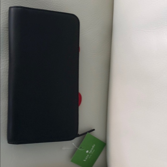 Kate Spade ❤️Wallet - Picture 2 of 3